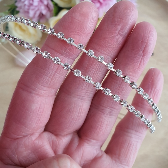Accessories - Sparkly Dainty Silver Headband